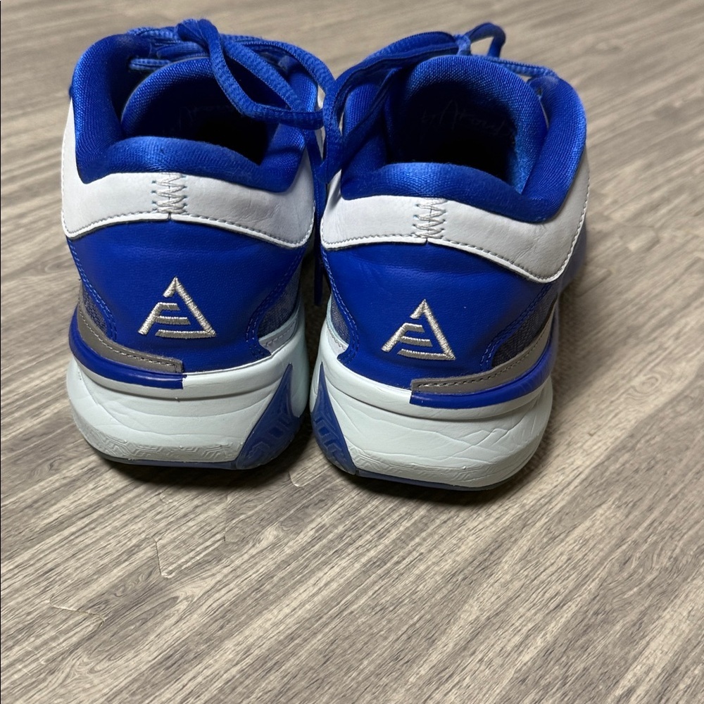 Nike Basketball Shoes Size 7.5 - Picture 5 of 9